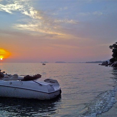 The Bay Resort & Restaurant パンガン島 エクステリア 写真